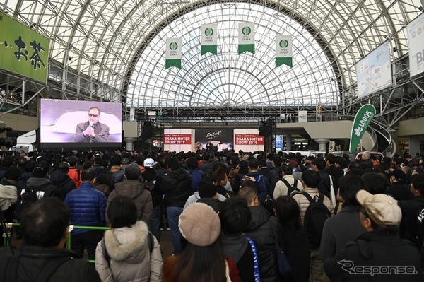 大阪モーターショー2019：ステージの様子