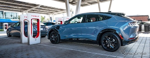 北米のテスラの急速充電「スーパーチャージャー」でフォードのEVが充電可能に