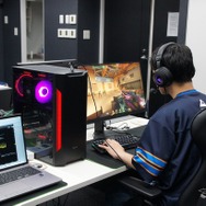 AI技術でeスポーツ選手を支援する実証実験の様子