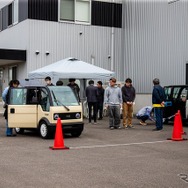 KGモーターズが本社・工場「Mibot Core Factory」で、自社開発中の小型モビリティEV「mibot」に関するユーザー参加型イベントを開催