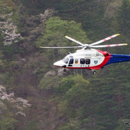 「スカイパークフェスタ2025～春～」で披露された福島県防災ヘリコプターによる防災訓練