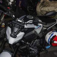 早くも自動変速システム「Y-AMT」を使用した新型『MT-07』の姿も