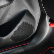 音に恋した静香さん、スイフトスポーツで手に入れた“聴きたかった音”とは？［car audio newcomer］by レジェーラ　前編