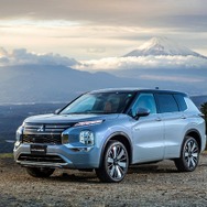 三菱 アウトランダーPHEV