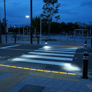 日本初となる「埋込型信号」が大阪府守口市の大枝公園に設置