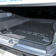 車中泊仕様のe:HEV CROSSTAR