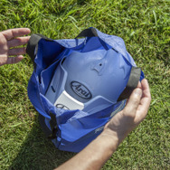 アライ「ポケッタブルヘルメットトートバッグ」