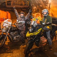 坑道内でのライダー
