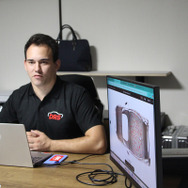 デントリペア業界に黒船襲来！PDRは職人技からAI精度へ