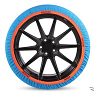 約30本分のペットボトルから生まれた布製タイヤチェーン「イッセ・スノーソックス リサイクル」