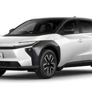 トヨタ『bZ4X』改良新型（参考）