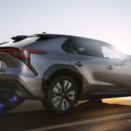 トヨタ『bZ4X』改良新型（参考）