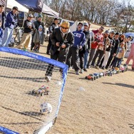 RCカー大運動会は3チームに分かれて開催