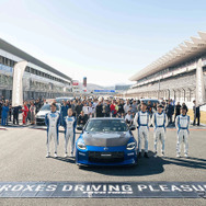 TOYO TIRES PROXES DRIVING PLEASURE