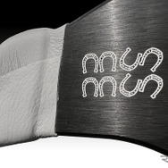 MOMOステアリング日本限定モデル「COMPETITION350 JAPAN LIMITED EDITION 2026」