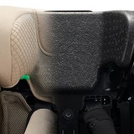 カーメイトの新チャイルドシート「エールベベ・パパットR2」