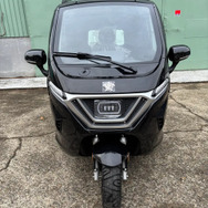 ドア付きアーバントライカー（ブラック）