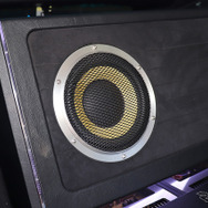 「DSP」が搭載されたオーディオカーの一例（製作ショップ：サウンドウェーブ＜茨城県＞）。