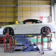 足まわりの基本！ ゴムブッシュのねじれを消す「1G締め直し」～カスタムHOW TO～