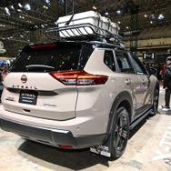 日産 X-TRAIL ROCK CREEK MULTIBED WILDPLAY（東京オートサロン2026）