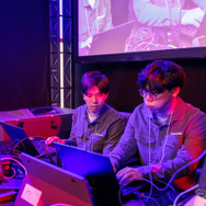 ゼロデイ脆弱性発見コンテスト「Pwn2Own Automotive 2026」