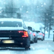 雪道での運転（イメージ）