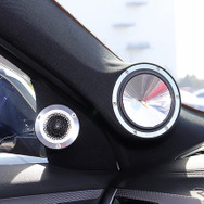 『イングラフ』（青森県八戸市）にて製作されたオーディオカーの一例。