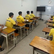 ベトナムで日本語講習を受ける様子