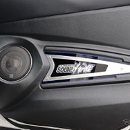 「フロント3ウェイ」が採用されたオーディオカーの一例（製作ショップ：サウンドウェーブ＜茨城県＞）。