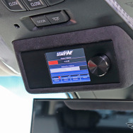 「フロント3ウェイ」が採用されたオーディオカーの一例（製作ショップ：サウンドウェーブ＜茨城県＞）。