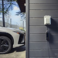 トヨタとレクサスが米国でEV充電器設置サービス「ツリーハウス」導入