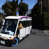 狭い道でも小回りが効くグリーンスローモビリティ