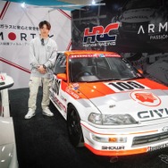 レーシングドライバー 牧野 任祐さん