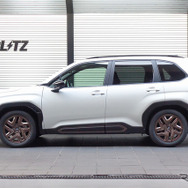 ブリッツ DAMPER ZZ-R　スバル・フォレスター装着例（基準車高：フロント 32mmダウン / リア 44mmダウン）