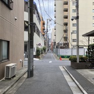 江東区道深37号、東向き