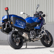 大阪府警察「スカイブルー隊」専用のパトロール・バイクに起用されるBMW『F 900 XR』