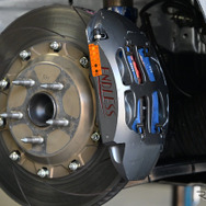 社外ブレーキキャリパーは何が違う？ 仕組みと本当のメリットを解説～カスタムHOW TO～