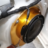 純正を崩さず高音質化、デモカーに見るプロショップの取り付け技術［car audio newcomer］by BREEZE　前編