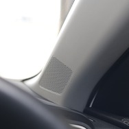 純正を崩さず高音質化、デモカーに見るプロショップの取り付け技術［car audio newcomer］by BREEZE　前編