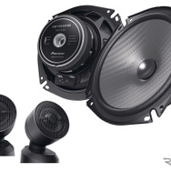 「セパレートスピーカー」の一例（カロッツェリア・TS-F1750S）。