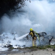 イスラエル、テルアビブ市内で、イランによる攻撃で発生した火災（3月15日）