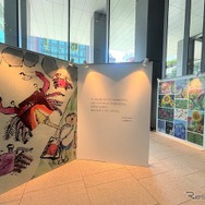 東京スクエアガーデン1階入口の展示（昨年の様子）