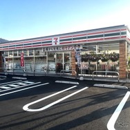 コンビニエンスストア（セブン-イレブン黒瀬上保田店）併設型のサービスステーション「EneJet黒瀬SS」