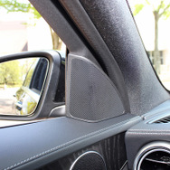 「サウンドチューニング」を行える機器（DSP）が搭載されたオーディオカーの一例（フォーカル・デモカー）。