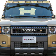 IPF「ボンネットランプステー for ランドクルーザー250」