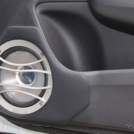 『ピットハウスコスギ（香川県高松市）』にて製作されたオーディオカーの一例。