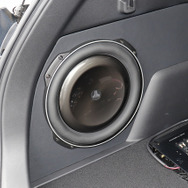 『ピットハウスコスギ（香川県高松市）』にて製作されたオーディオカーの一例。