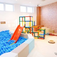 「81FACTORY&CAFE」