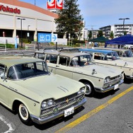 アリオ上尾 昭和平成オールドカー展示会