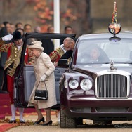「英国王室とベントレー」展